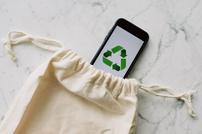 phone with recycle logo